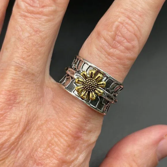 Sunflower / Daisy / Flower Boho Two Tone Ring #1355 - Picture 3 of 12